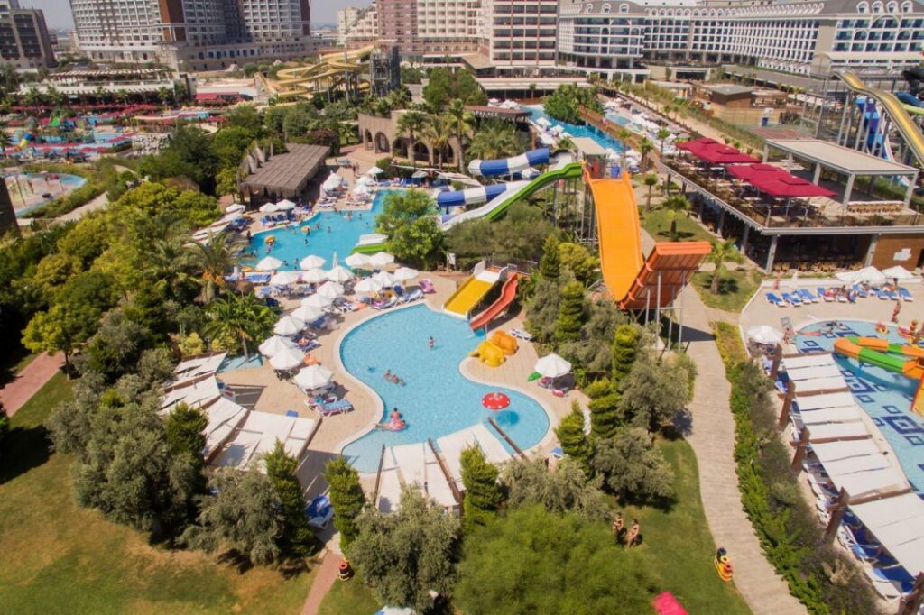 Hotel Saturn Palace in Lara kinderbad met glijbanen en genoeg waterplezier voor iedereen